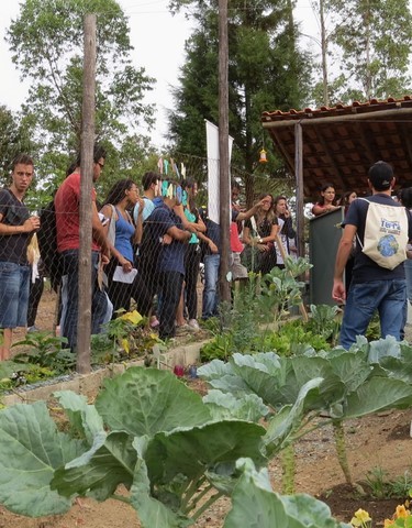Casa12Volts: Agroecologia e Energias Renováveis
